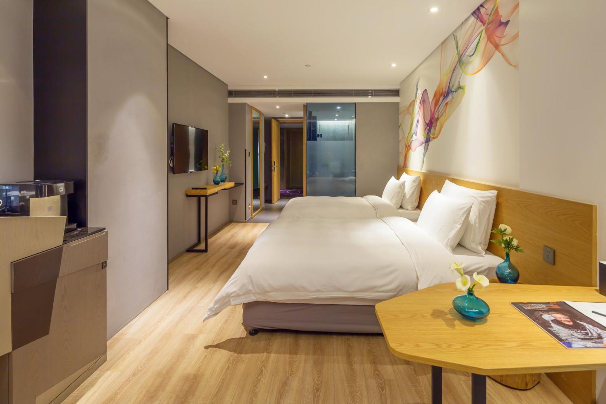 M Hotel Zhengzhou Exterior photo