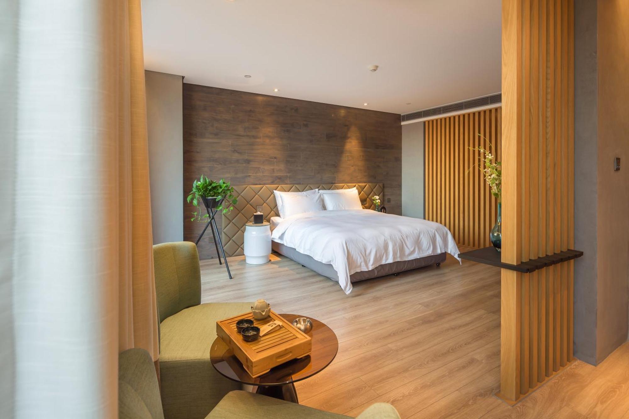 M Hotel Zhengzhou Exterior photo