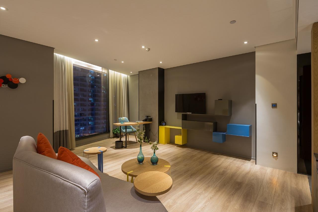 M Hotel Zhengzhou Exterior photo