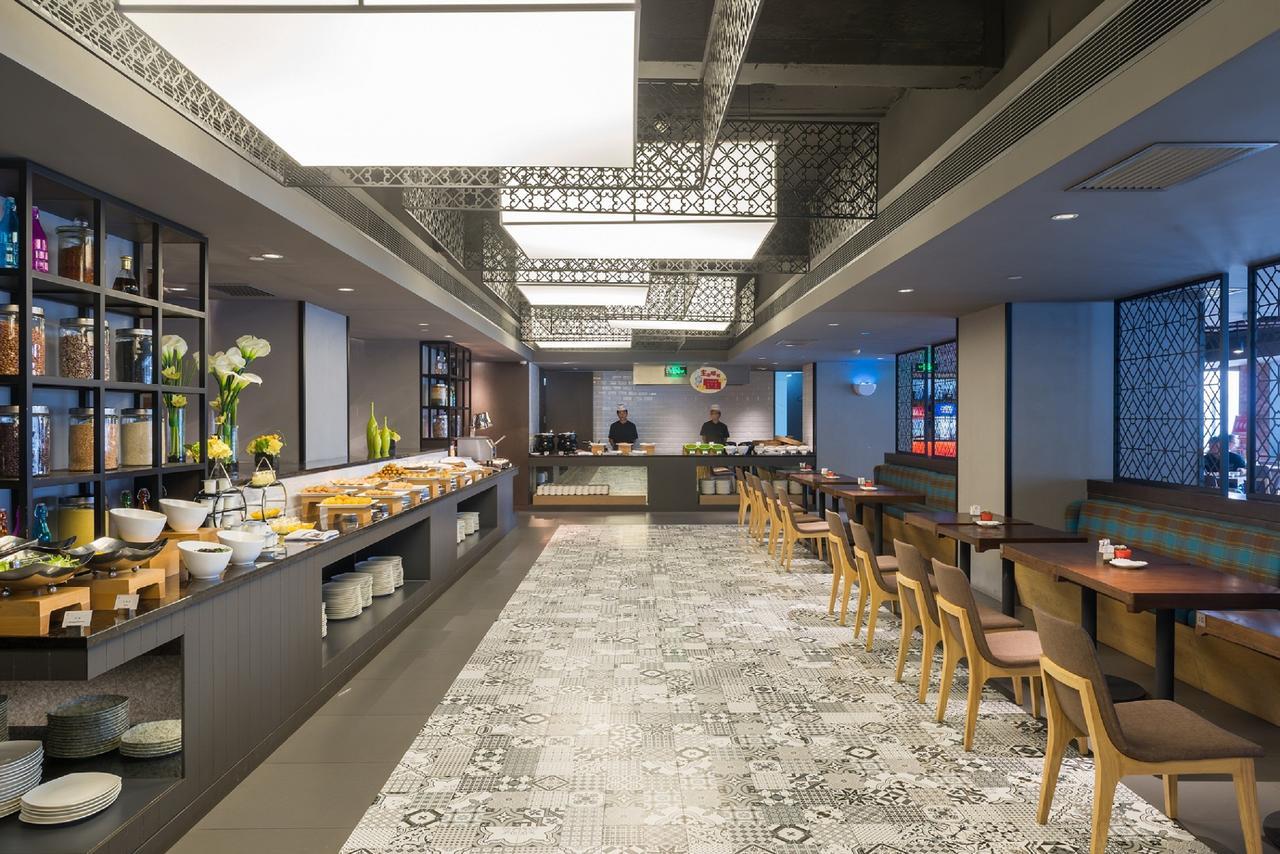 M Hotel Zhengzhou Exterior photo